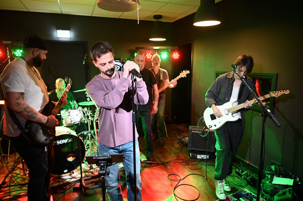 ../Images/10 jaar Ro's Barbershop 192.jpg